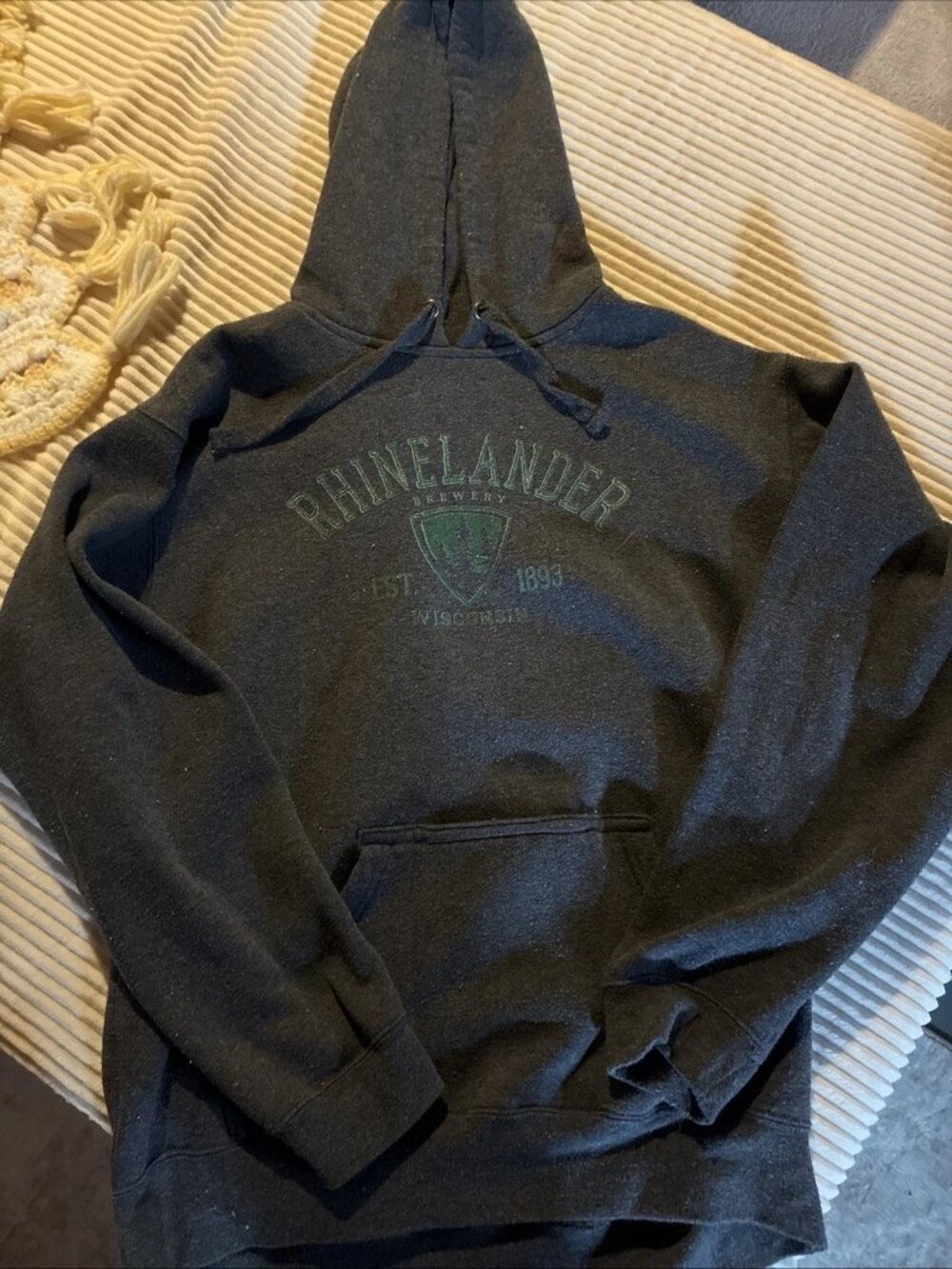 Rhinelander Brewery Large Hoodie With Can Holder Built In Pocket!!